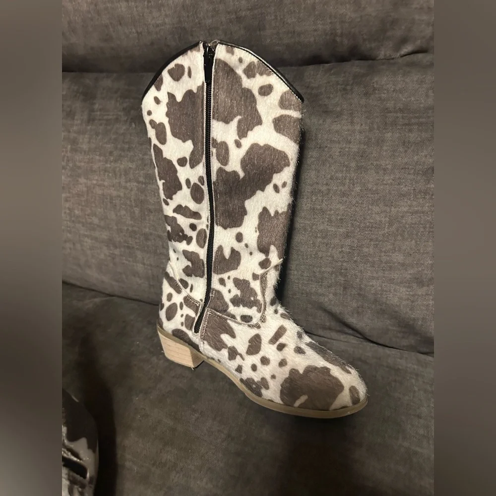 Girls Size 3 Boutique Cow Print Zip Up Cow Girl Boots